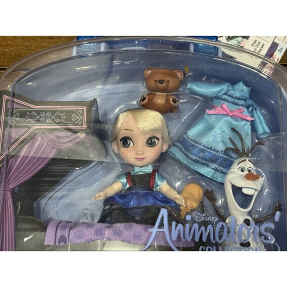 Disney Animator's Collection Elsa Mini Doll Play Set - Picture 5 of 7